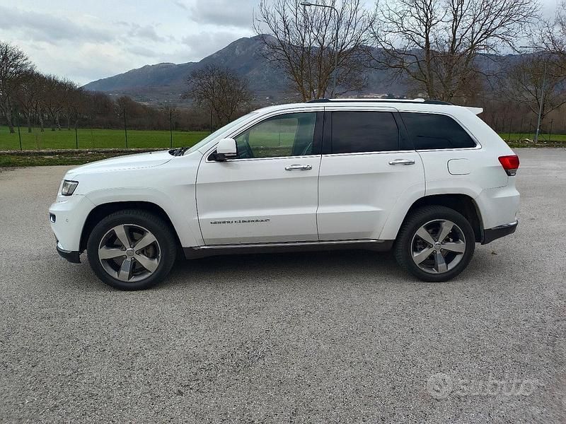 Usata Jeep Grand Cherokee Summit 250 CV (183 kW) 2014 Bianco SUV