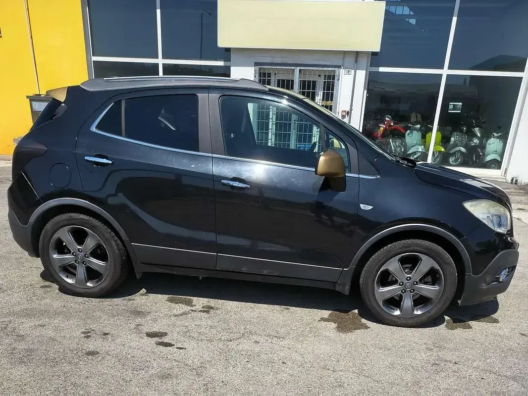 Usata Opel Mokka Cosmo 116 CV (85 kW) 2013 Nero SUV