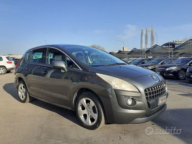 Usata Peugeot 3008 120 CV (88 kW) 2011 Antracite SUV