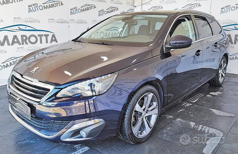 Usata Peugeot 308 SW Allure 120 CV (88 kW) 2017 Blu Station wagon