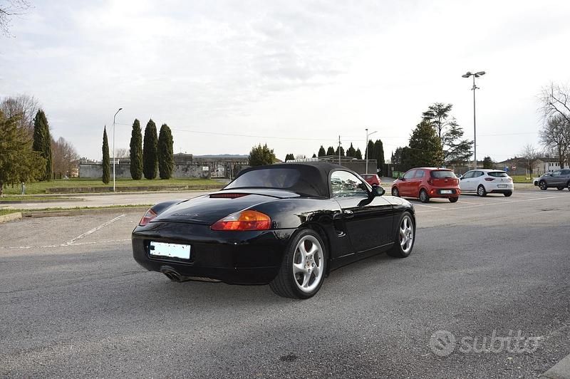 Usata Porsche Boxster 252 CV (185 kW) 2000 Nero basalto Cabrio