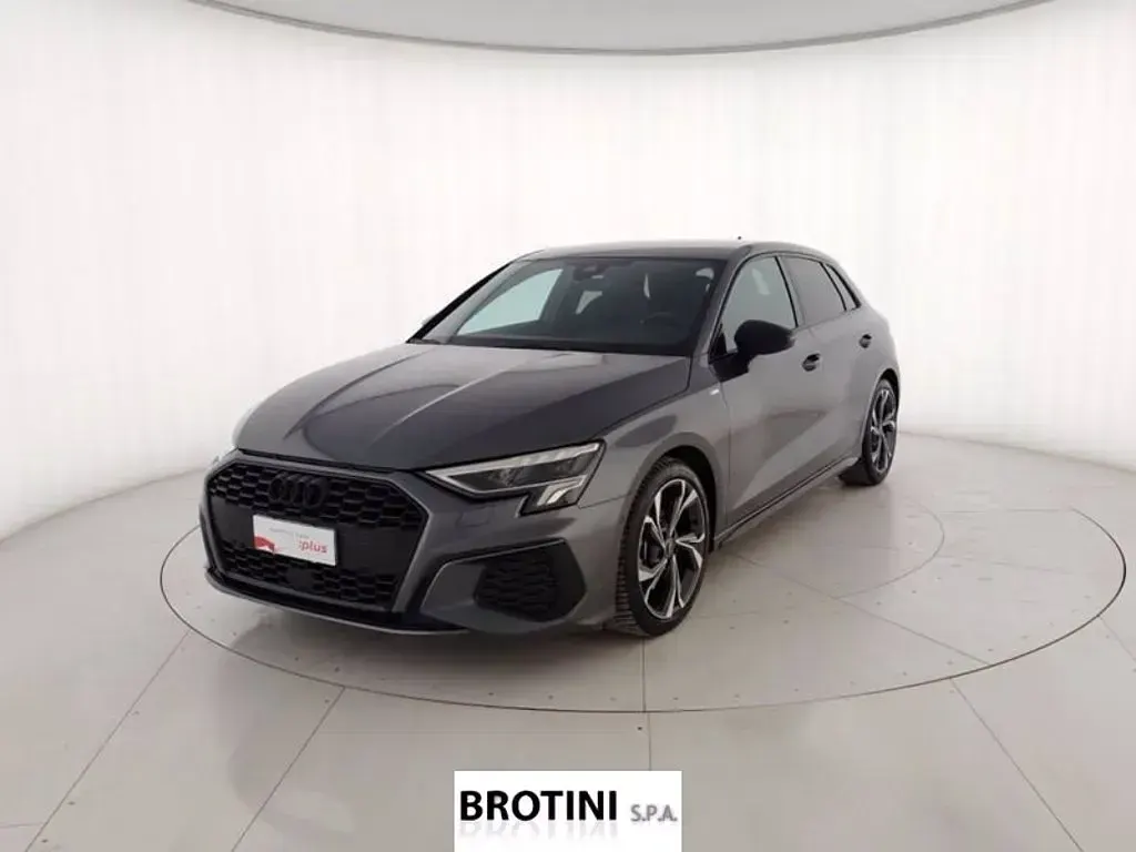 Usata Audi A3 S-Line 150 CV (110 kW) 2022 Berlina