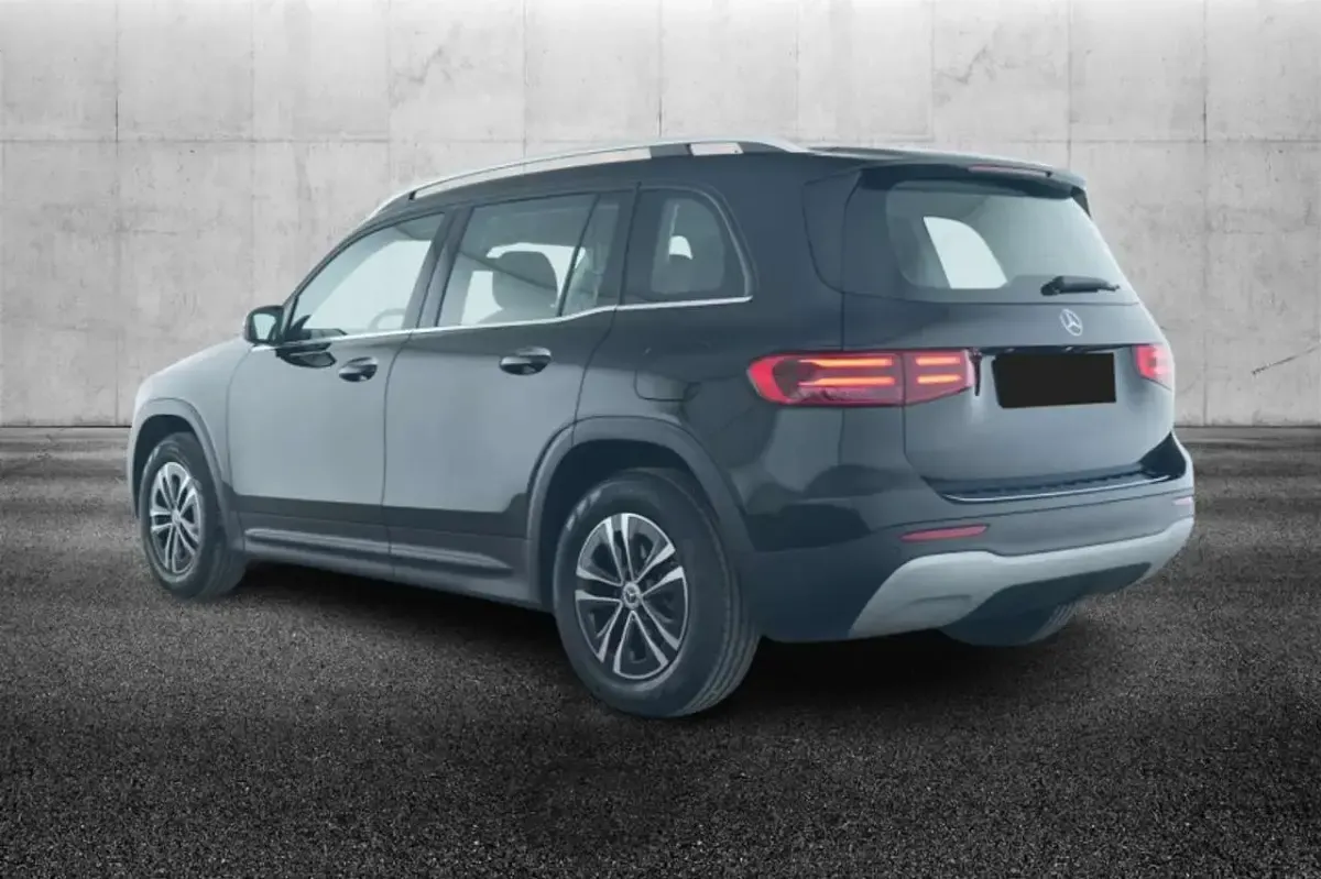 Usata Mercedes GLB200 Advanced Plus 150 CV (110 kW) 2024 Nero SUV