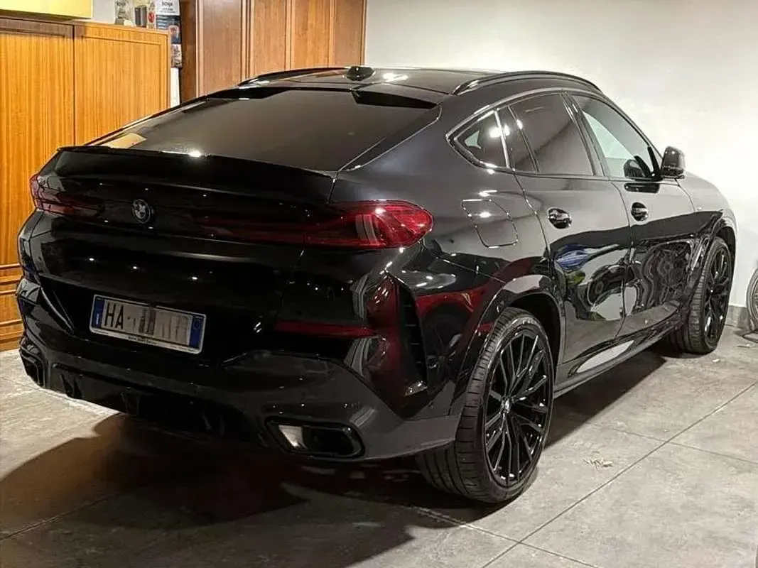 Usata BMW X6 M Sport 298 CV (219 kW) 2025 Nero SUV