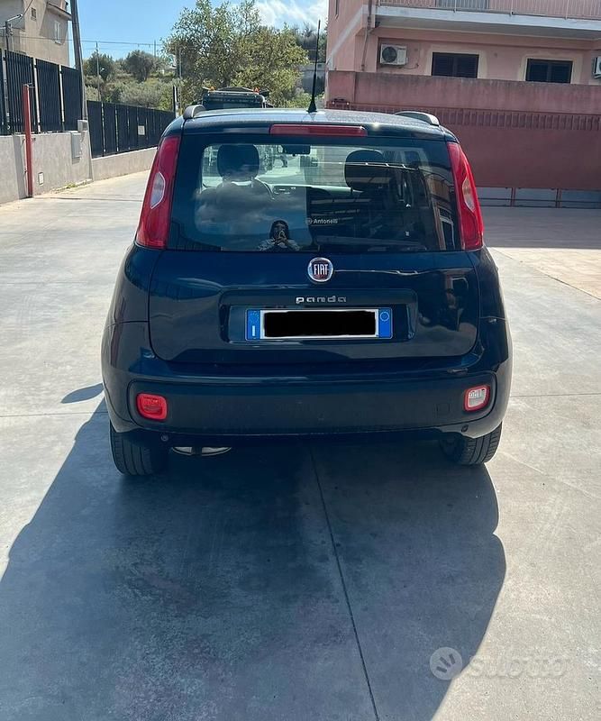 Usata Fiat Panda 69 CV (50 kW) 2019 Blu Utilitaria