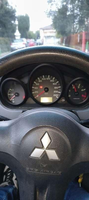 Usata Mitsubishi Colt Instyle 95 CV (69 kW) 2006 Berlina
