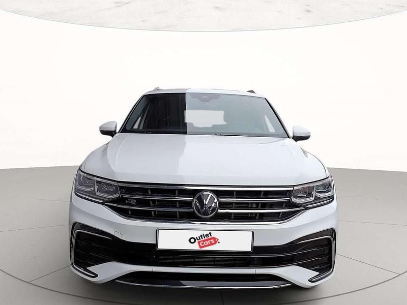 Usata VW Tiguan Allspace R-line 200 CV (147 kW) 2023 Pure white SUV