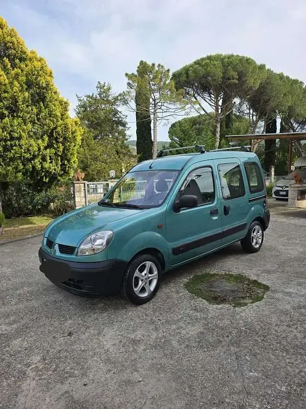 Usata Renault Kangoo Privilege 90 CV (66 kW) 2003 Monovolume