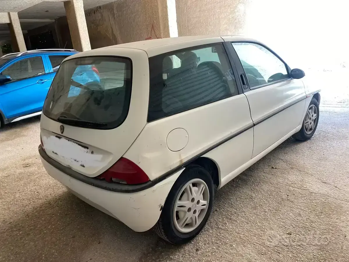 Usata Lancia Ypsilon 1998 Utilitaria