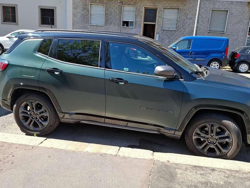 Usata Jeep Compass 150 CV (110 kW) 2021 Urban green tetto nero SUV