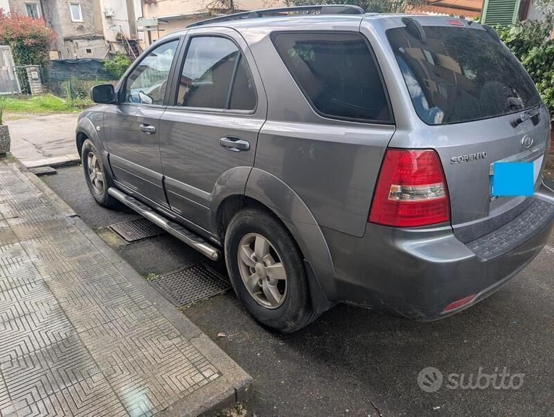 Usata Kia Sorento 170 CV (125 kW) 2009 Grigio SUV