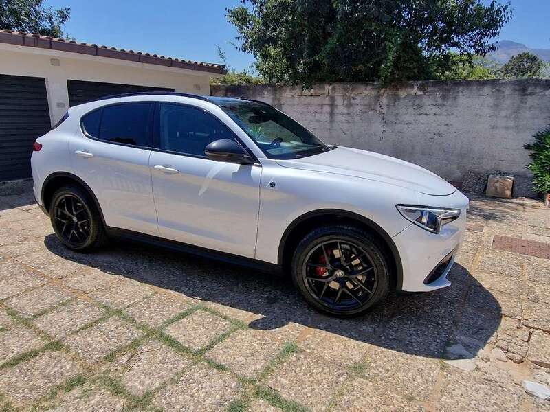 Usato 2018 Alfa Romeo Stelvio 2.0 Benzin 280 CV (28.000 €)