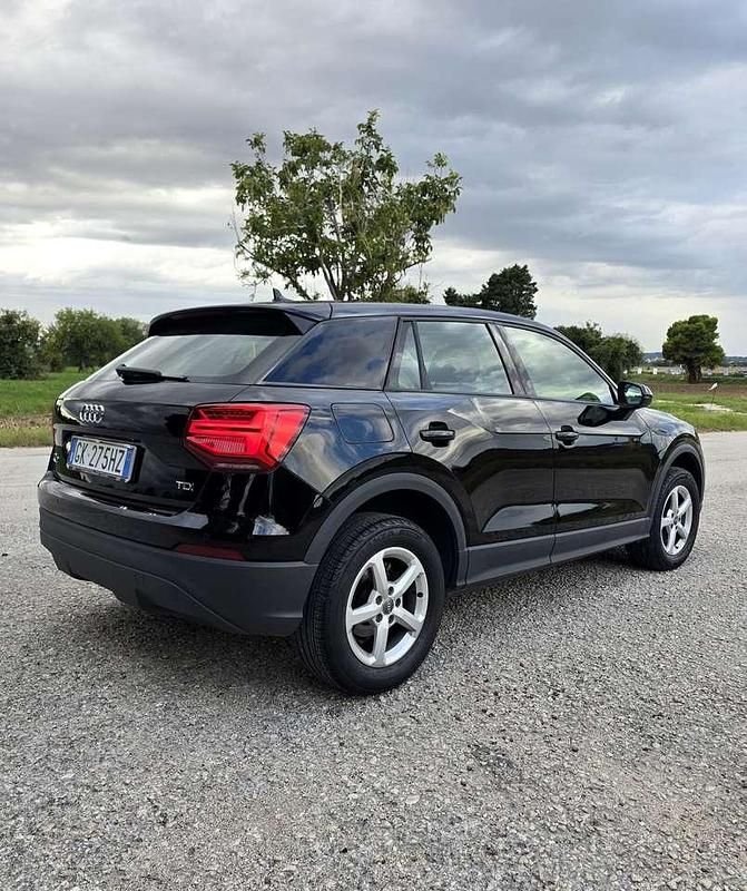 Usata Audi Q2 Business 116 CV (85 kW) 2018 Nero SUV