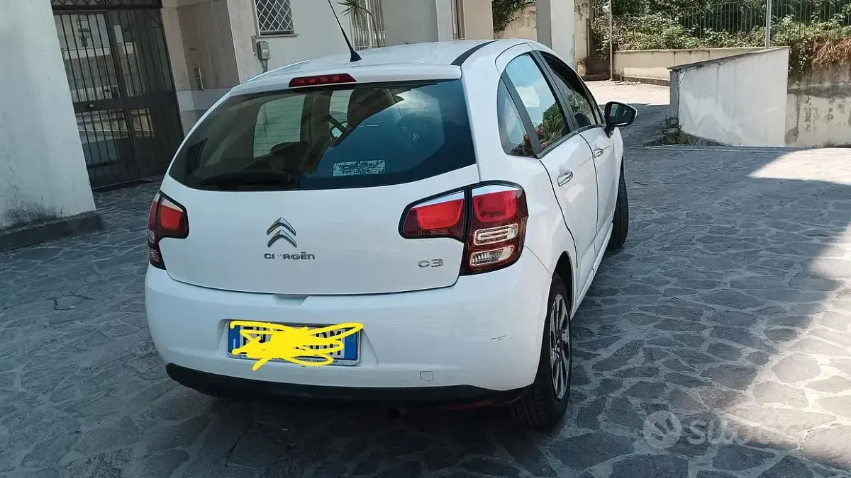 Usata Citroën C3 68 CV (50 kW) 2014 Bianco Utilitaria