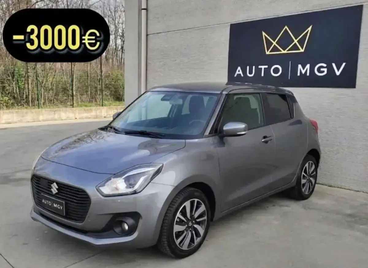 Usata Suzuki Swift 83 CV (61 kW) 2023 Grigio Utilitaria