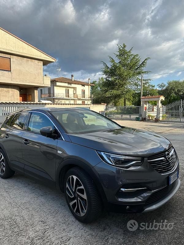 Usata Opel Grandland X 120 CV (88 kW) 2017 SUV