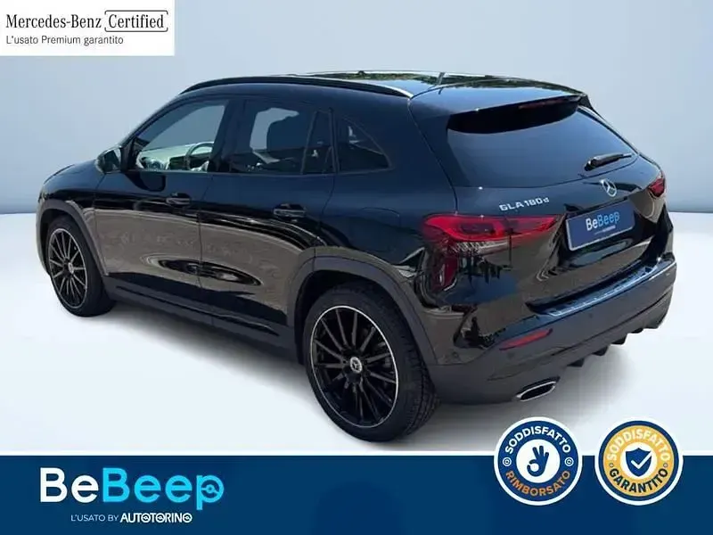 Usata Mercedes GLA180 Premium 116 CV (85 kW) 2023 Nero pastello SUV
