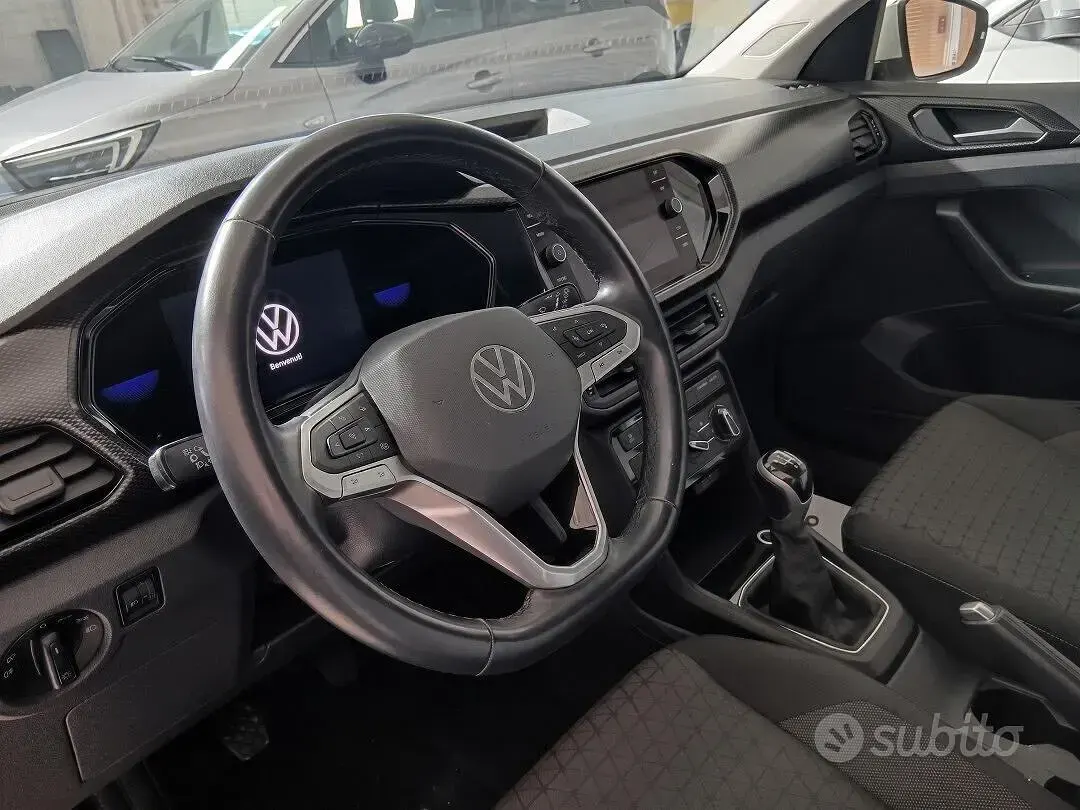 Usata VW T-Cross Style 95 CV (69 kW) 2022 Grigio SUV