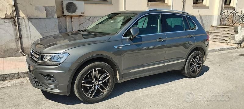 Usata VW Tiguan 240 CV (176 kW) 2021 Grigio SUV