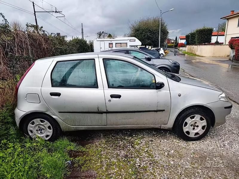 Usata Fiat Punto 2003 Grigio Utilitaria