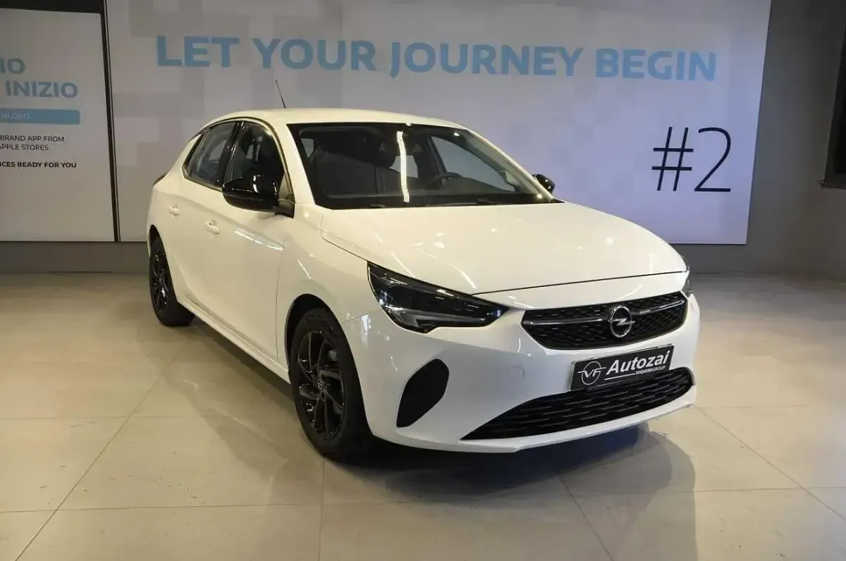 Usata Opel Corsa Design & Tech 75 CV (55 kW) 2023 Bianco Utilitaria