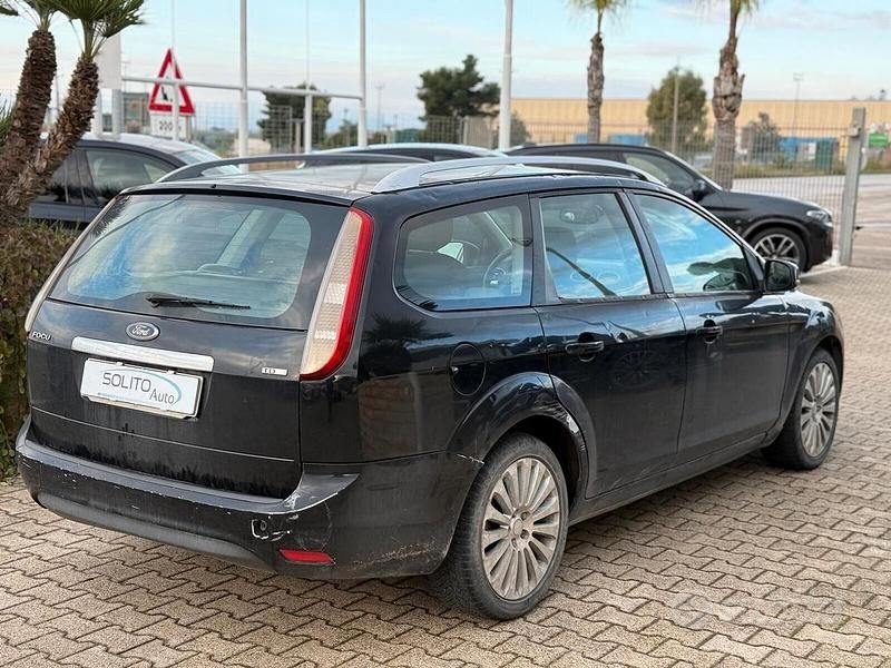 Usata Ford Focus Titanium 110 CV (80 kW) 2008 Nero Station wagon