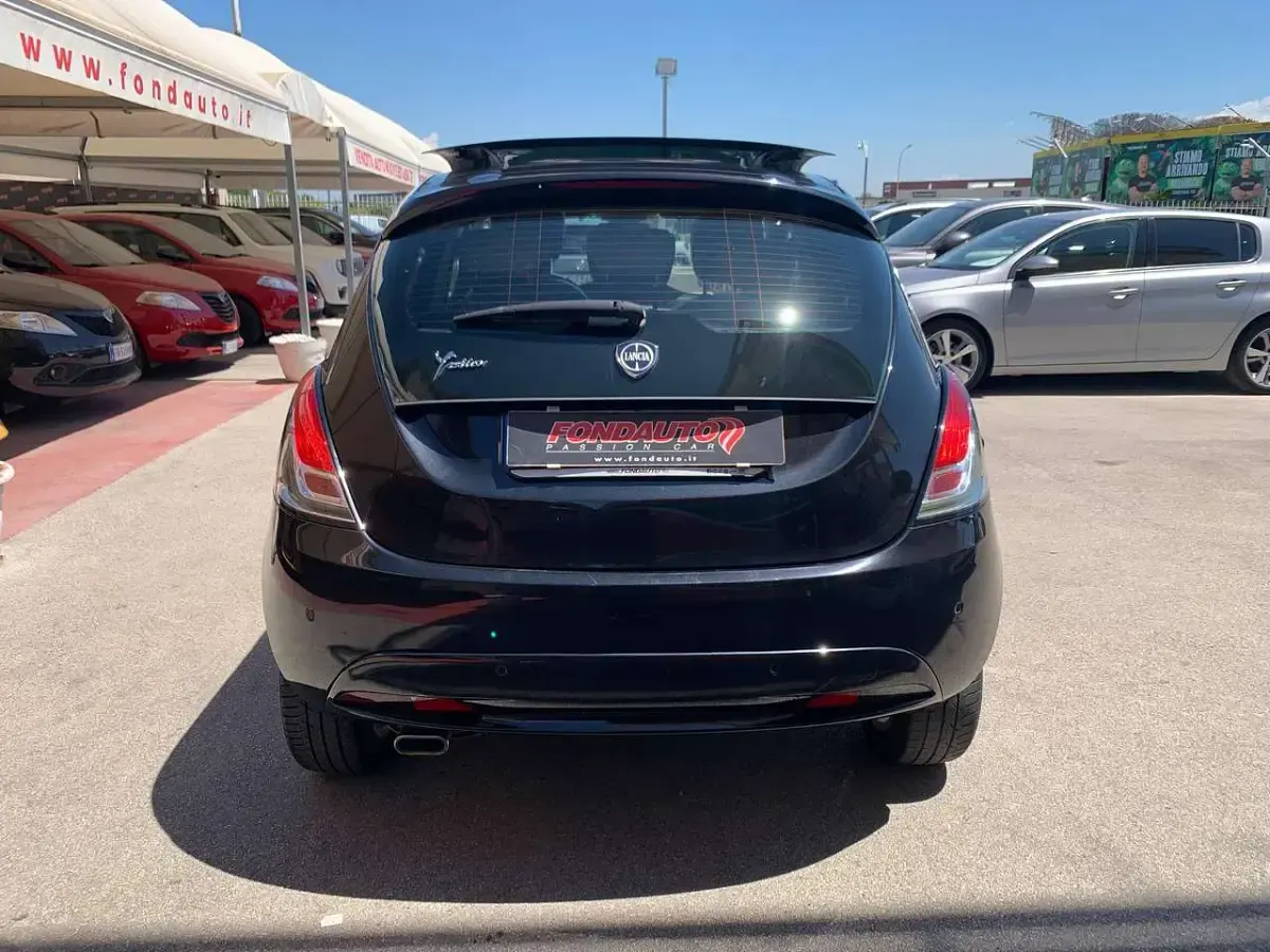 Usata Lancia Ypsilon S 95 CV (69 kW) 2016 Nero Utilitaria