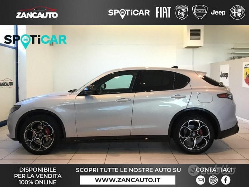 Grigio Usata 2024 Alfa Romeo Stelvio SUV | 40.750 € (Buon prezzo) - Immagine 1/4