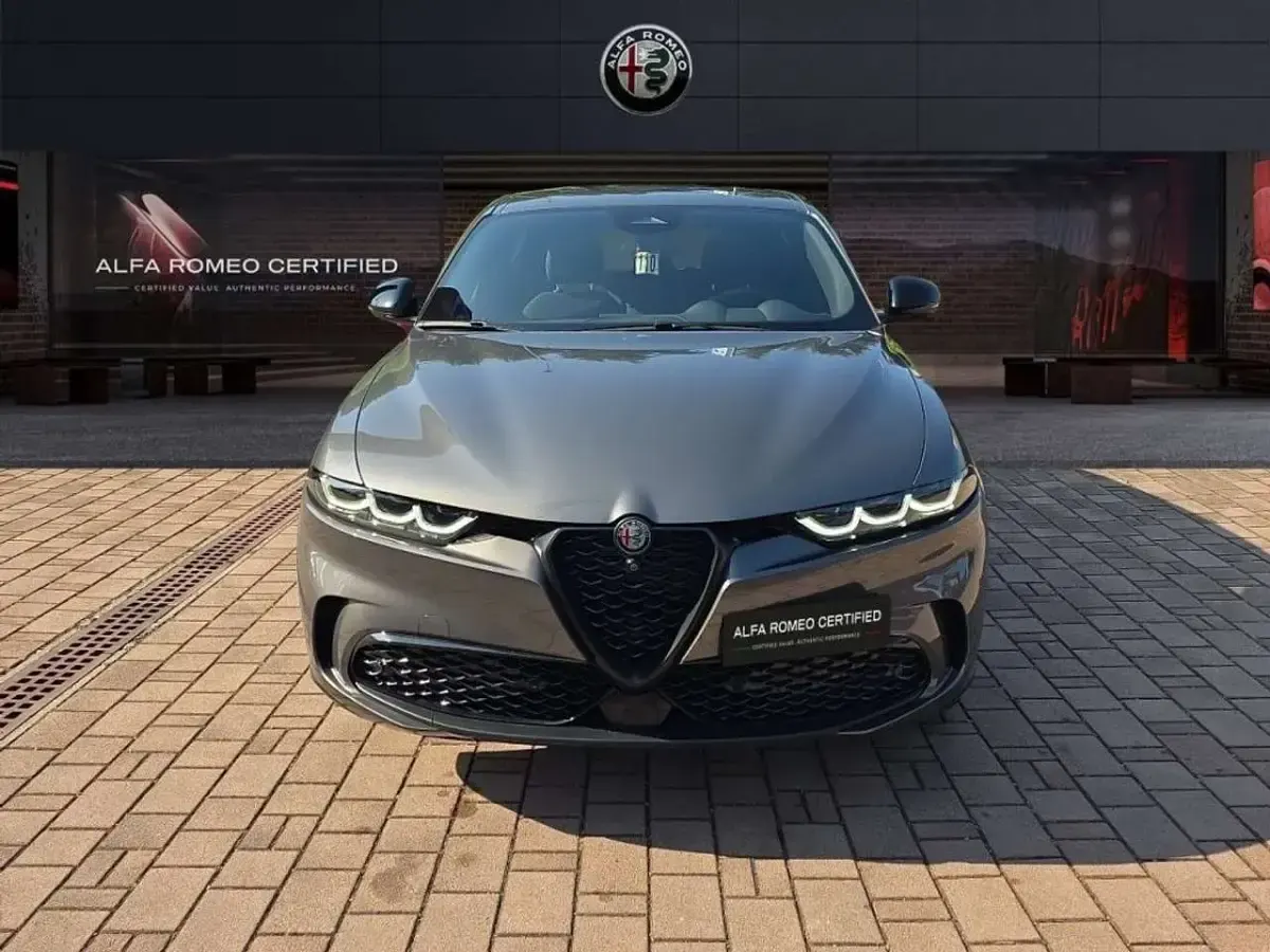 Nuova Alfa Romeo Tonale Sprint 160 CV (117 kW) 2026 Grigio scuro SUV