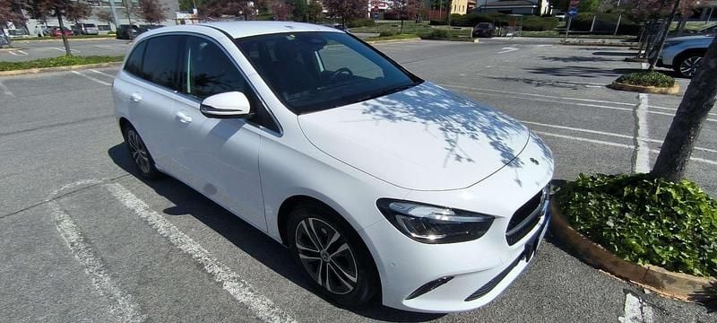 Gebraucht Mercedes B180 Advanced 136 PS (100 kW) 2024 Van / Kleinbus