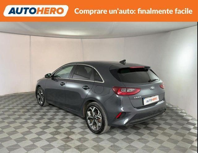 Begagnad Kia Ceed 140 HK (102 kW) 2018 Grå Halvkombi