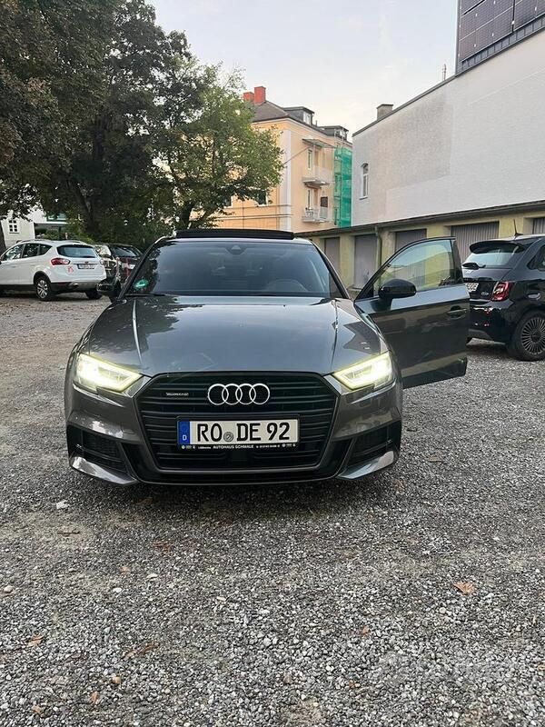 Usata Audi A3 184 CV (135 kW) 2019 Grigio Berlina
