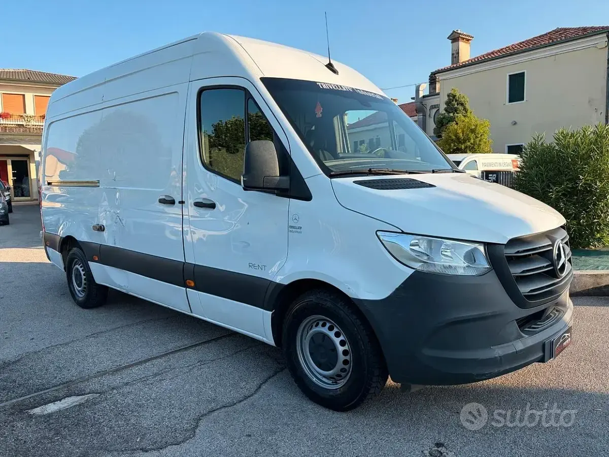 Usata Mercedes Sprinter 114 CV (83 kW) 2022 Bianco Furgone