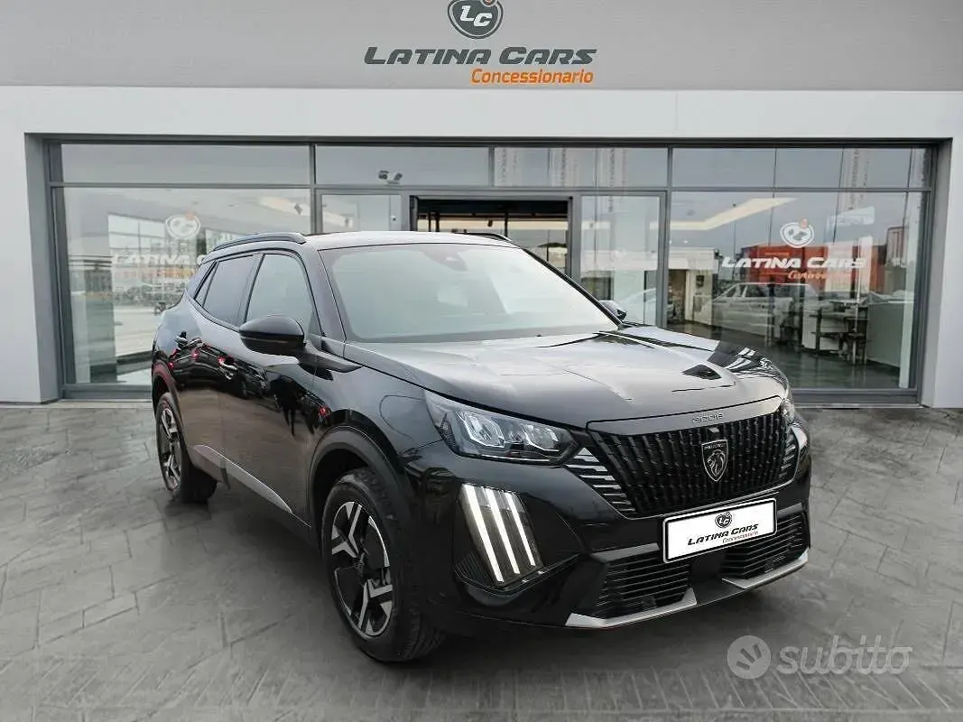 Usata Peugeot 2008 Allure 136 CV (100 kW) 2025 Nero SUV