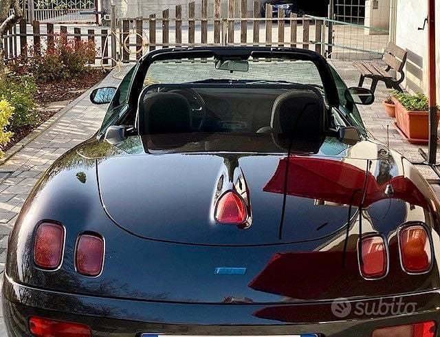 Usata Fiat Barchetta 131 CV (96 kW) 2001 Nero Cabrio