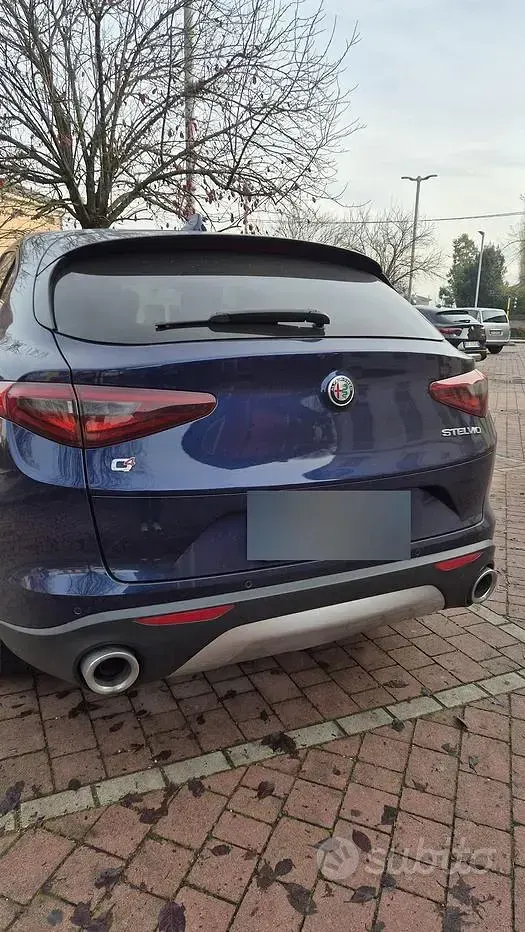 Usata Alfa Romeo Stelvio 210 CV (154 kW) 2019 Blu SUV