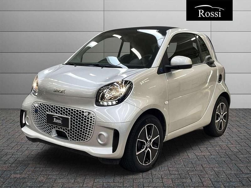 Usata Smart ForTwo Electric Drive Passion 41 kW (56 CV) 2021 Bodypanels in cool silver meta Coupé