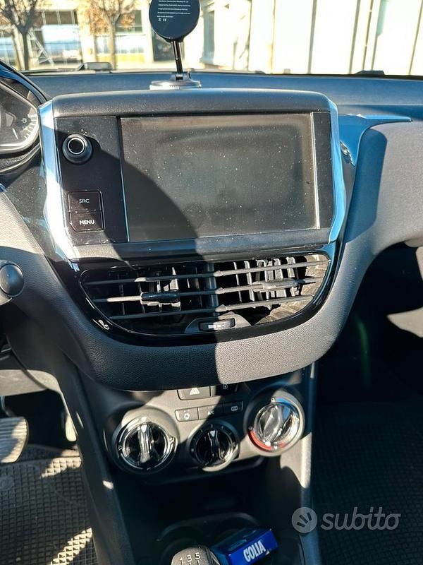 Usata Peugeot 208 2016 Grigio Utilitaria