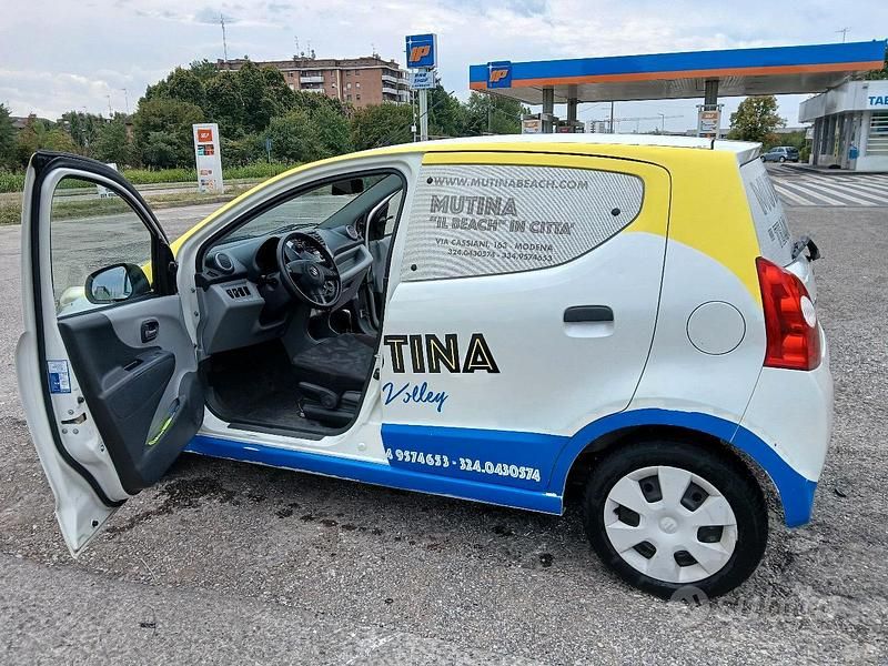 Usata 2011 Suzuki Alto Due volumi | 4500 € - Immagine 1/4