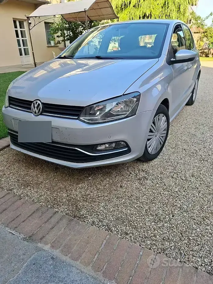 Usata VW Polo 75 CV (55 kW) 2017 Grigio Berlina
