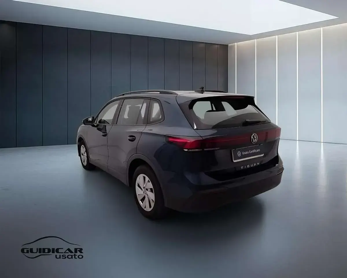 Usata VW Tiguan Life 150 CV (110 kW) 2025 Verde SUV