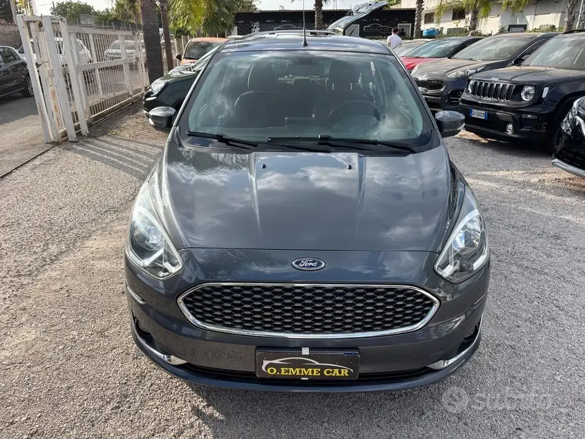 Usata Ford Ka Plus Ultimate 86 CV (63 kW) 2018 Grigio Utilitaria