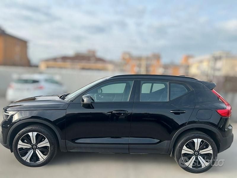 Usata Volvo XC40 Single Motor 185 kW (252 CV) 2022 Nero SUV