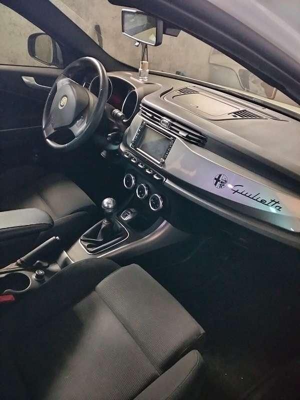 Usata 2014 Alfa Romeo Giulietta Veloce Due volumi | 11.000 € (Buon prezzo) - Immagine 1/4