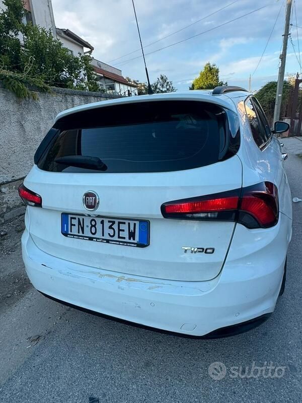 Usata Fiat Tipo 2018 Bianco Station wagon