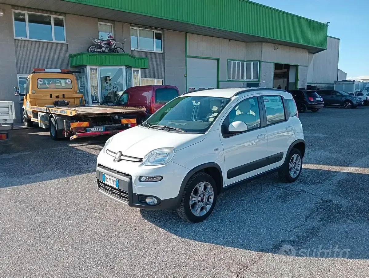 Usata Fiat Panda 4x4 75 CV (55 kW) 2013 Utilitaria
