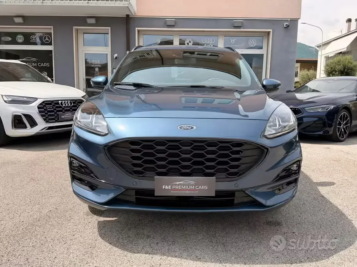 Usata Ford Kuga ST-Line 150 CV (110 kW) 2023 Blu SUV