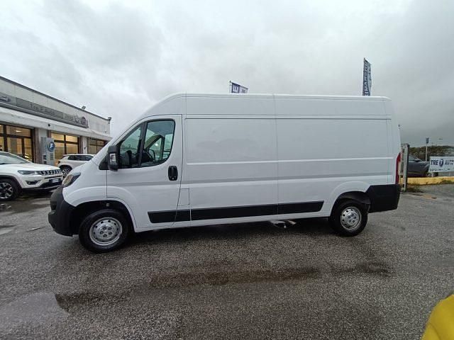 Usata Peugeot Boxer 140 CV (102 kW) 2023 Bianco Furgone
