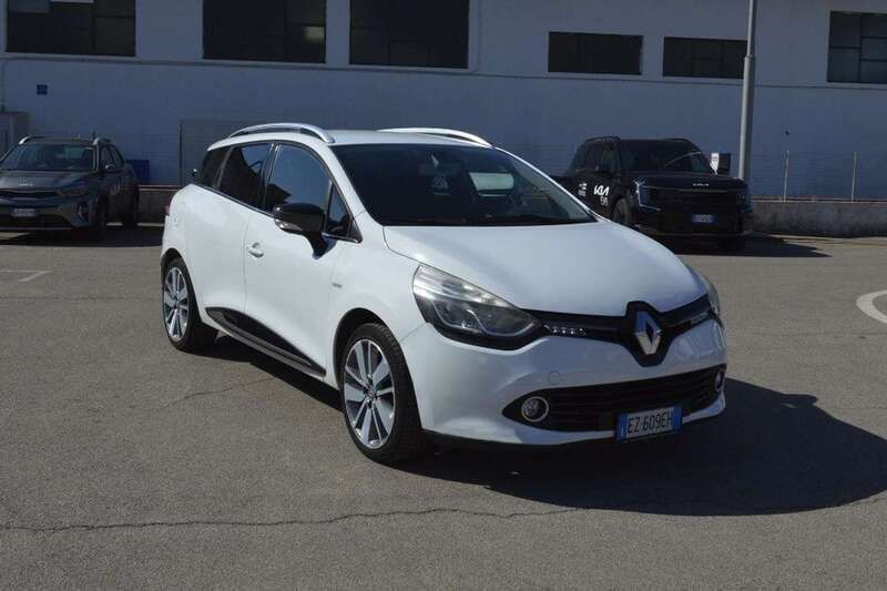 Usata Renault Clio GrandTour 90 CV (66 kW) 2015 Bianco Station wagon