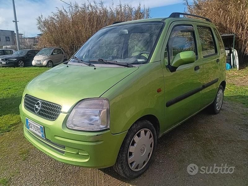 Usata Opel Agila Comfort 75 CV (55 kW) 2002 Verde Monovolume
